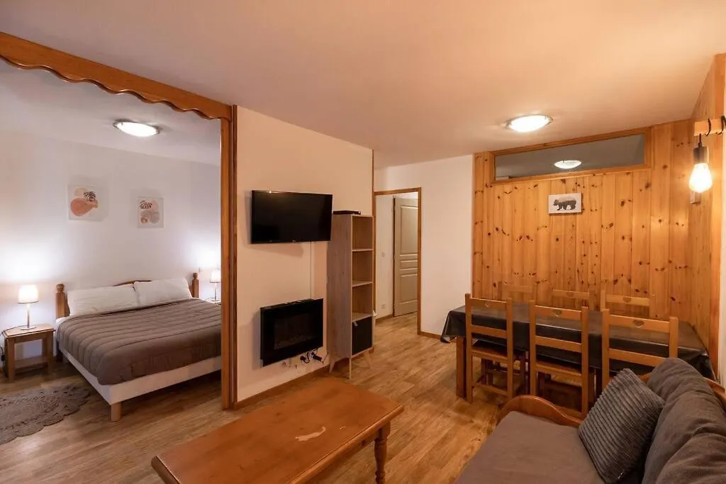 T2 + Coin Montagne - Wifi/Piscine - Les Orres 1800 Apartment